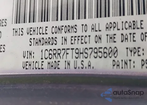 2017 Ram 1500 Express Quad Cab 4X4 6'4 Box z USA, uszkodzony, nr VIN 1C6RR7FT9HS795600